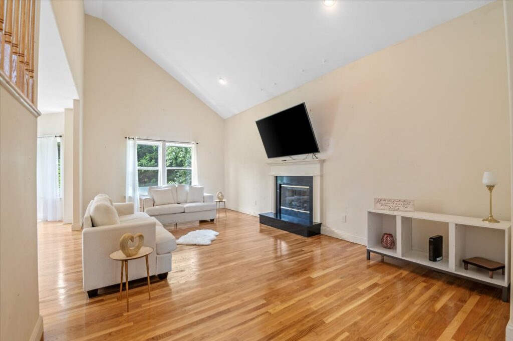 14-780_8459 14-780_8459