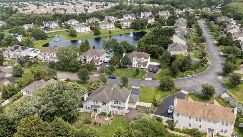 31-DJI_20250817141651_0005_D 31-DJI_20250817141651_0005_D